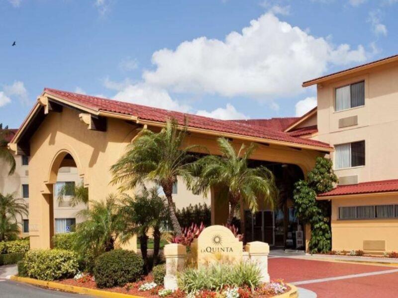Hotel La Quinta By Wyndham St. Pete-Clearwater Airport Esterno foto