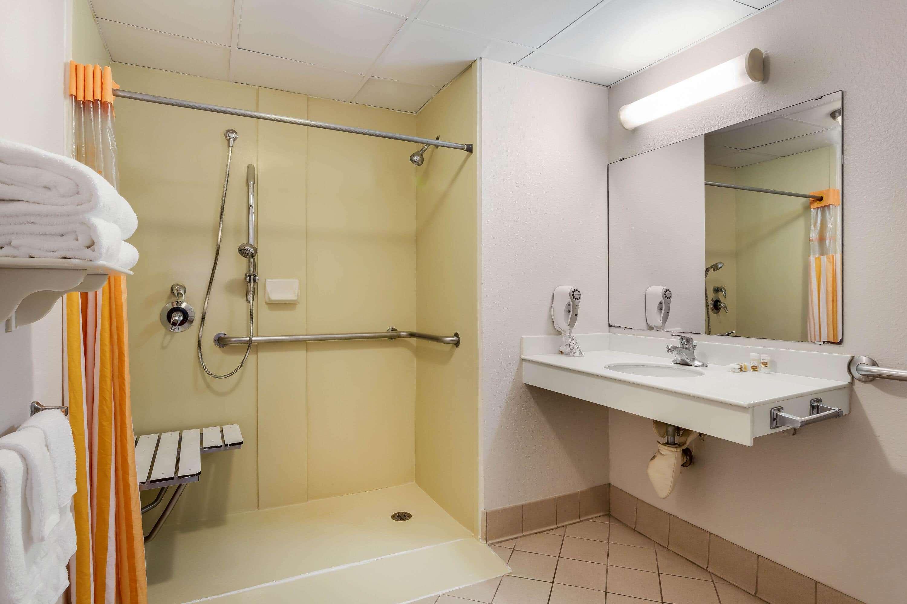 Hotel La Quinta By Wyndham St. Pete-Clearwater Airport Esterno foto